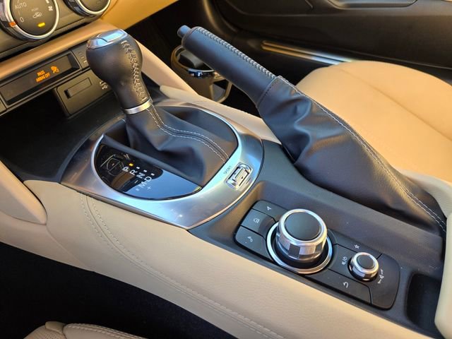Used 2025 MAZDA MX-5 Miata RF Grand Touring w/ Weather Package image 27