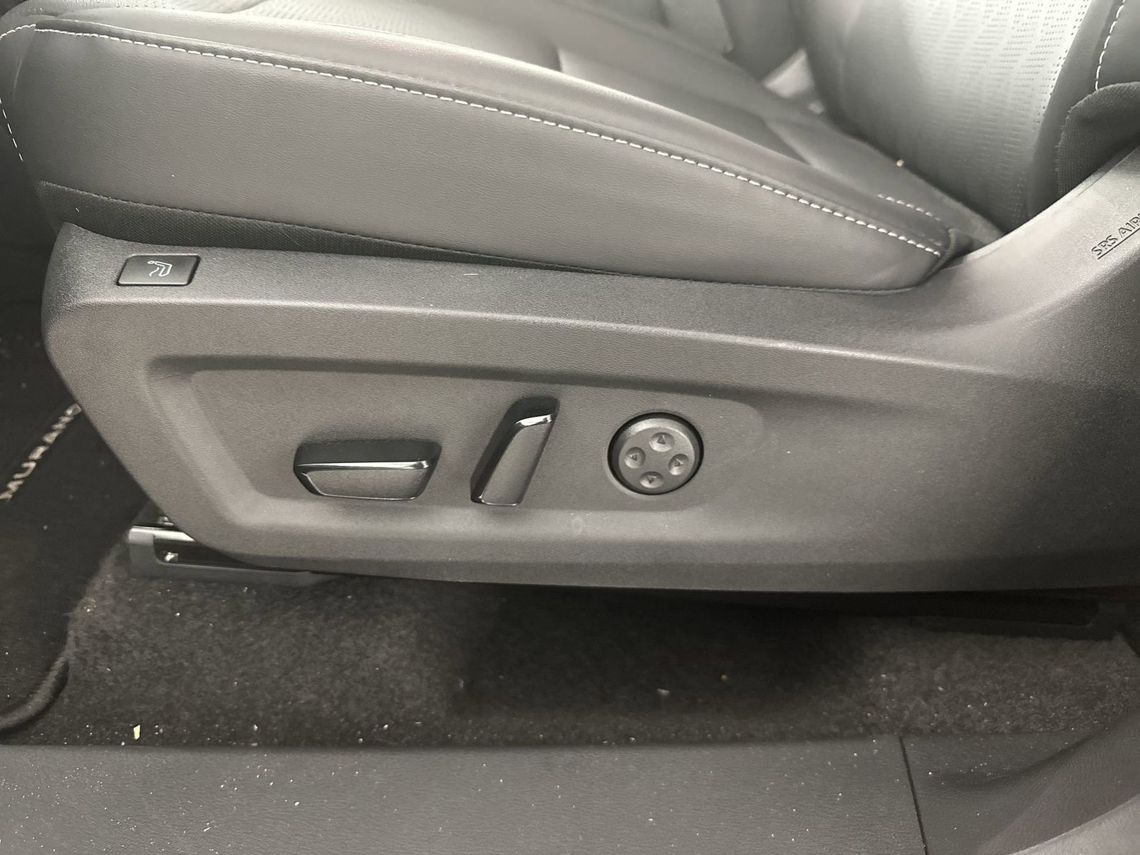New 2025 Nissan Murano Platinum w/ Cargo Package AWD/4WD image 12