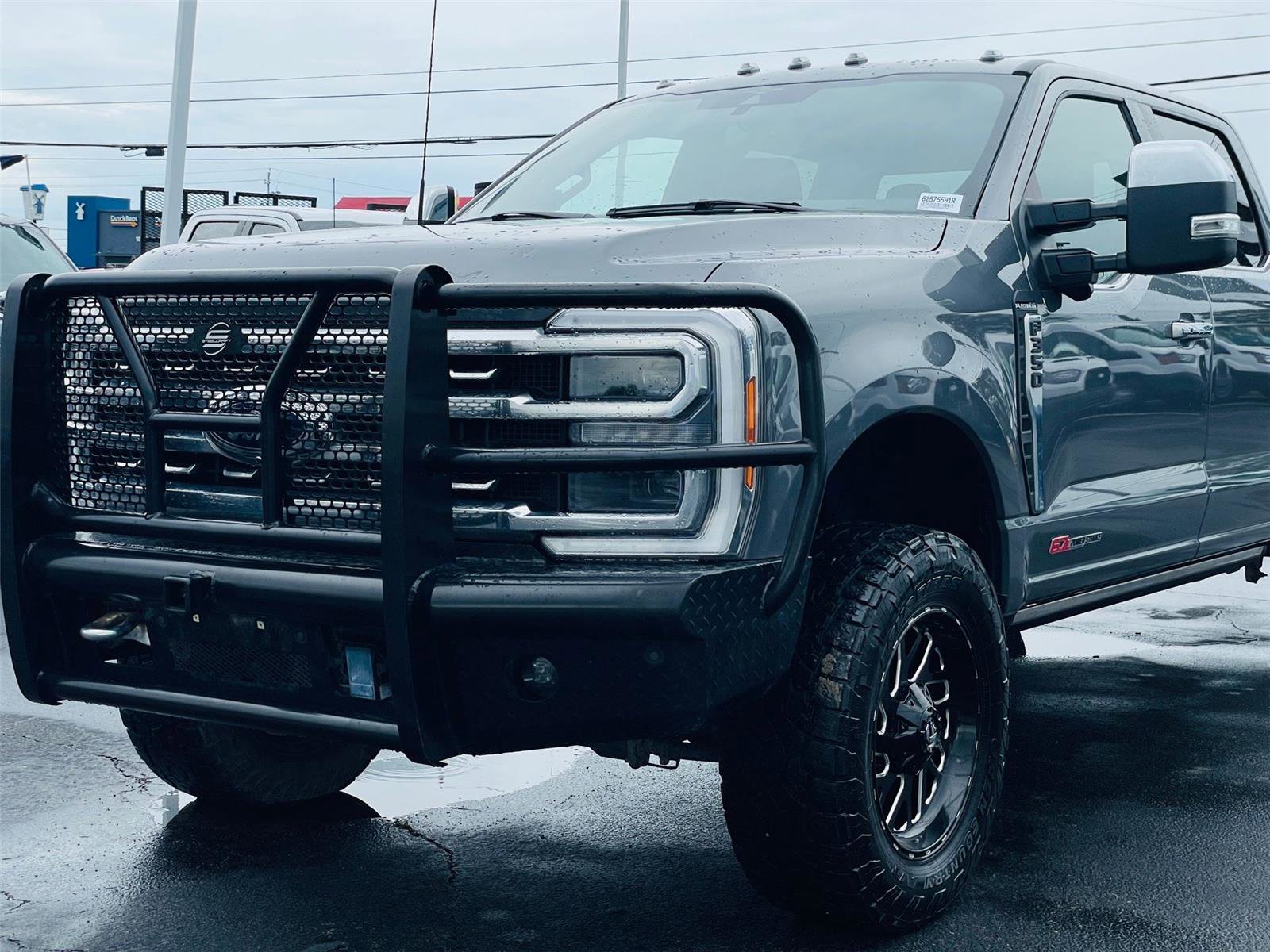 Used 2023 Ford F350 Platinum AWD/4WD image 8