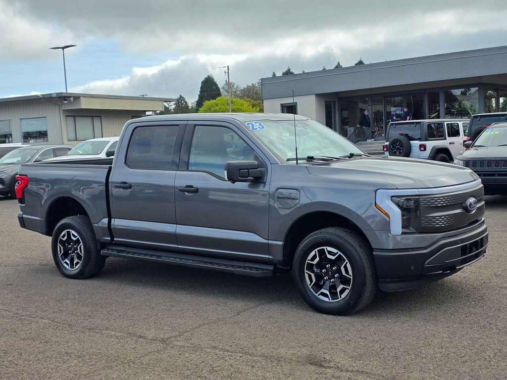 Used 2023 Ford F150 Lightning XLT image 3