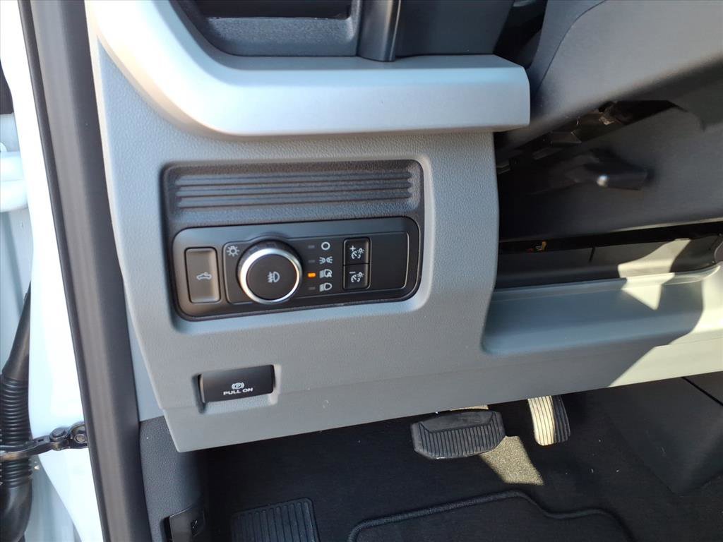 New 2026 Ford F350 XLT w/ FX4 Off-Road Package image 12