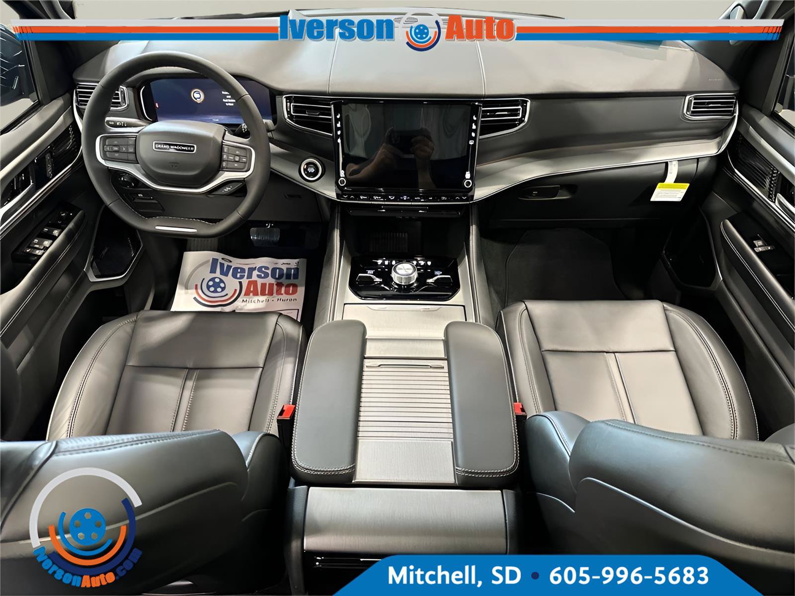 New 2026 Jeep Grand Wagoneer L Limited AWD/4WD image 23