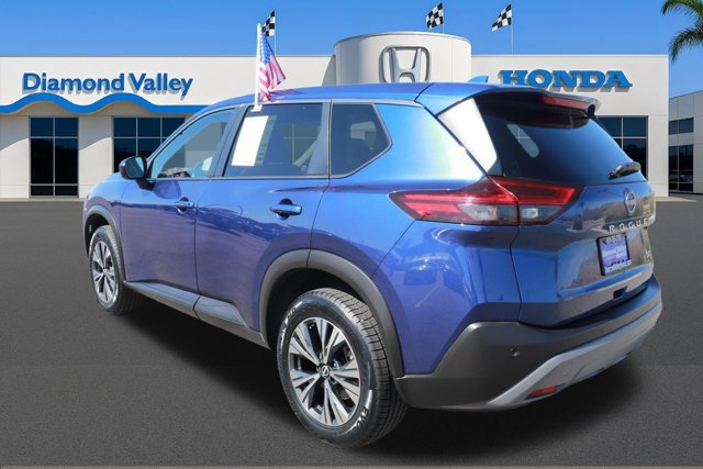 Used 2023 Nissan Rogue SV FWD image 4
