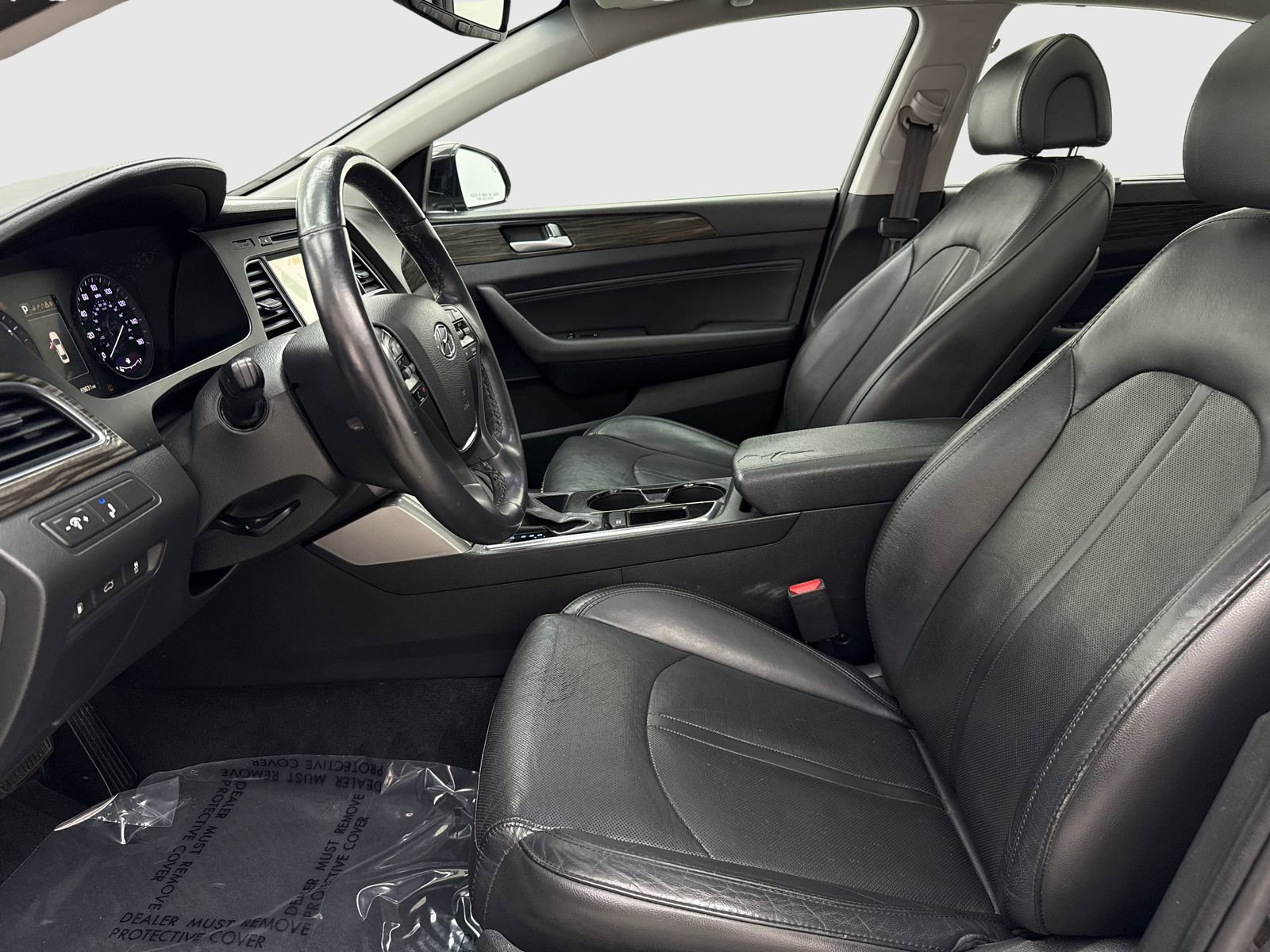 Used 2015 Hyundai Sonata Limited w/ Option Group 05 FWD image 17