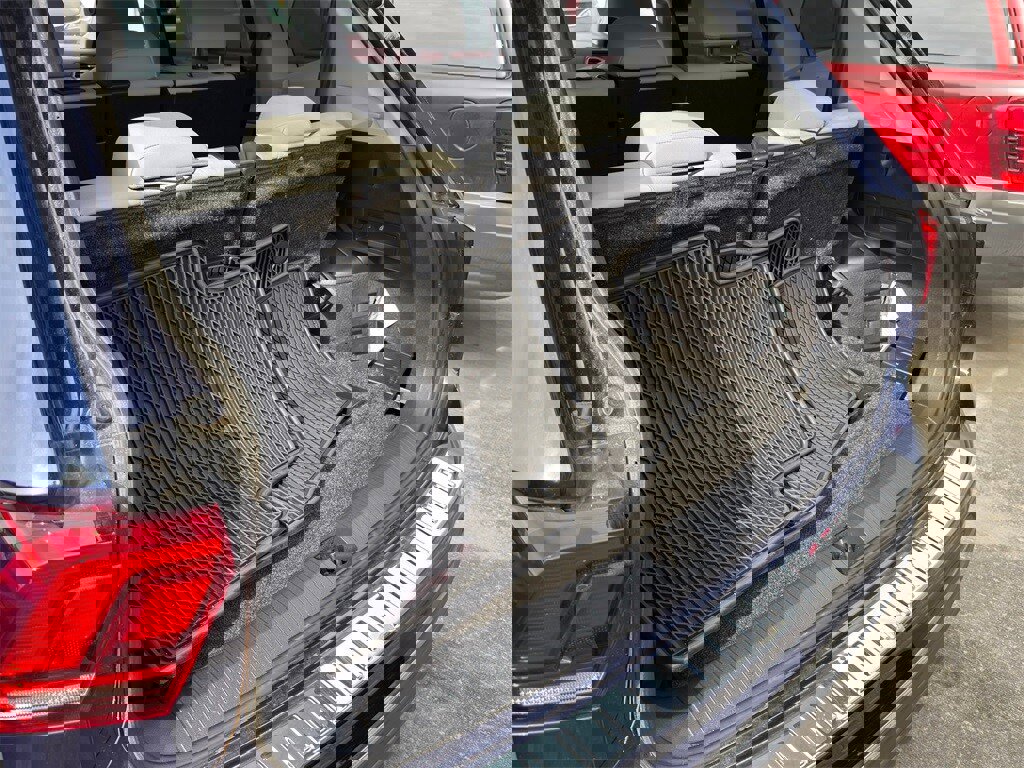 Certified 2022 Volkswagen Tiguan SE w/ Panoramic Sunroof Package image 31