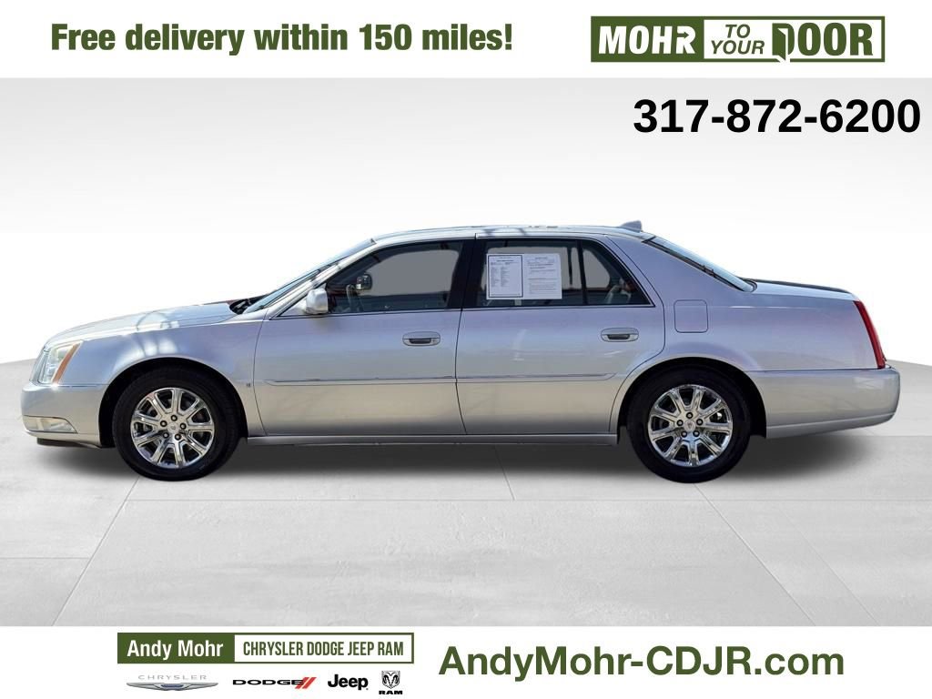 Used 2009 Cadillac DTS w/ Trunk Convenience Package image 4
