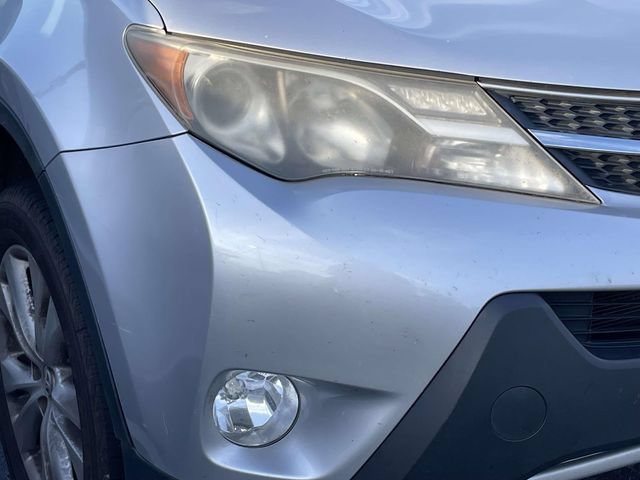 Used 2015 Toyota RAV4 Limited FWD image 2