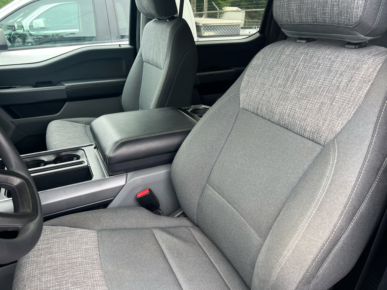 Used 2021 Ford F150 XLT image 13