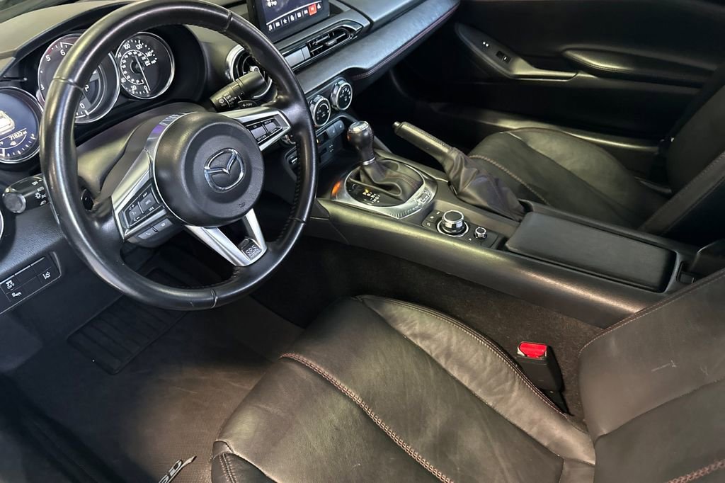 Used 2018 MAZDA MX-5 Miata RF Grand Touring image 10