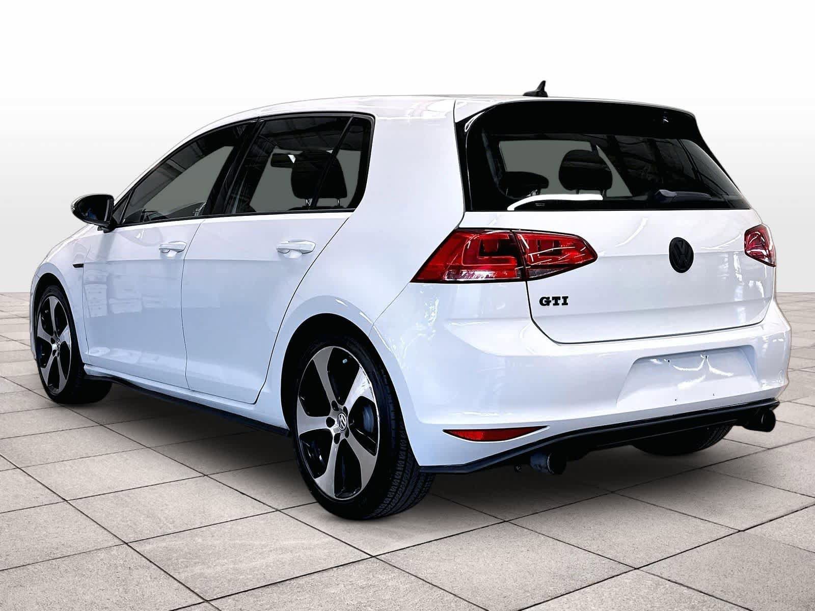 Used 2016 Volkswagen GTI S FWD image 7