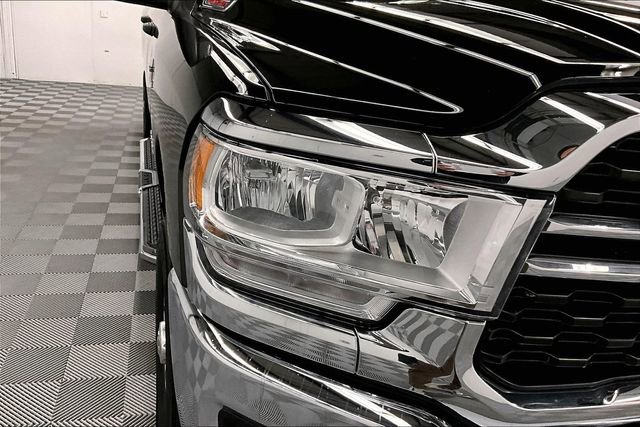 Used 2024 RAM 3500 Big Horn image 33