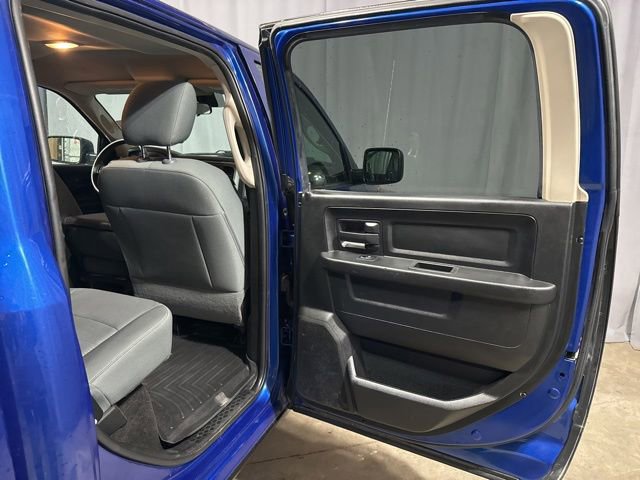 Used 2017 RAM 1500 Express AWD/4WD image 26