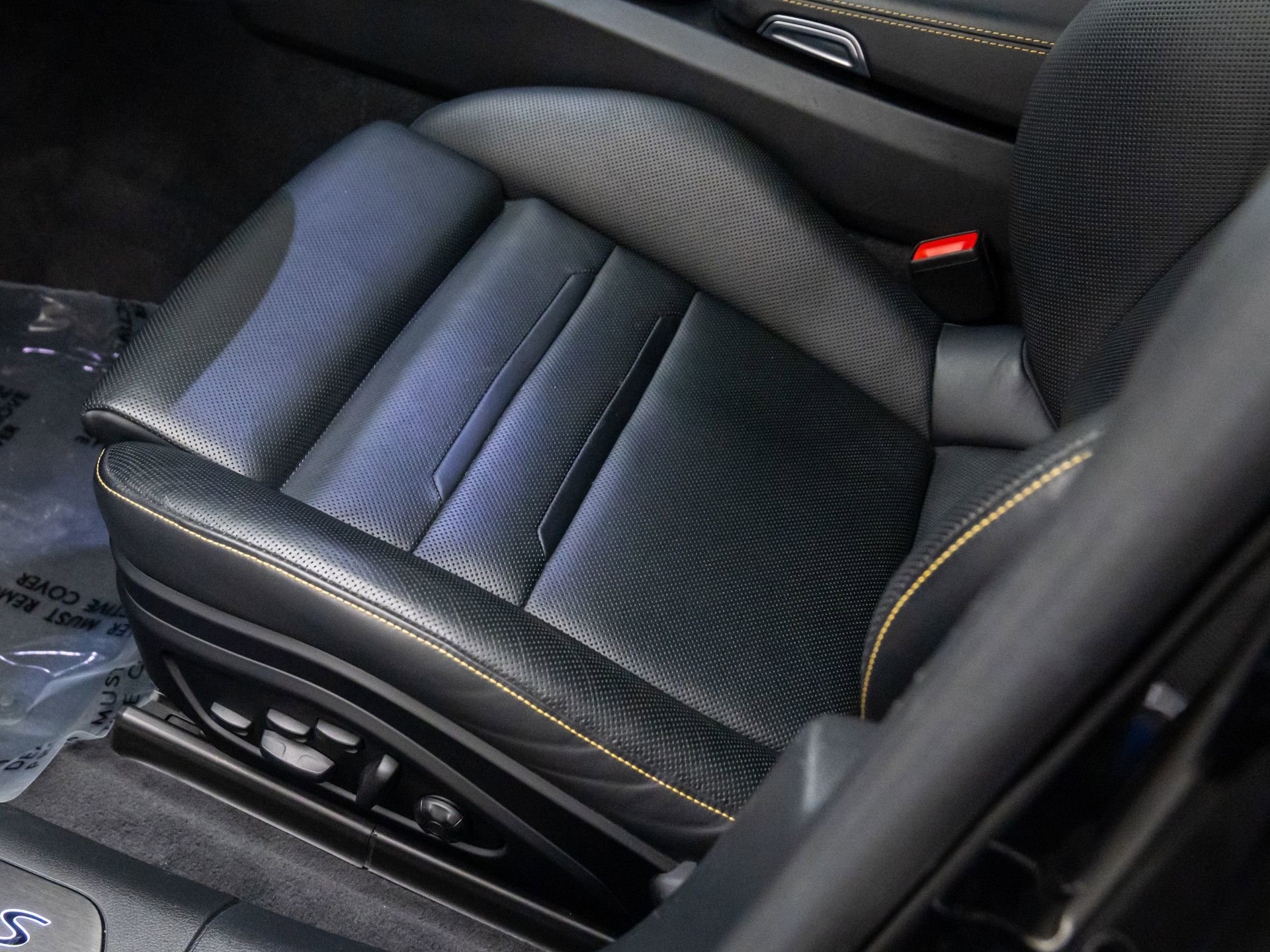 Used 2022 Porsche Panamera Turbo S image 17