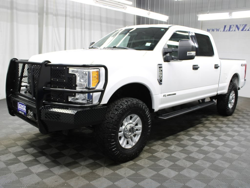 Used 2017 Ford F250 XLT AWD/4WD image 7