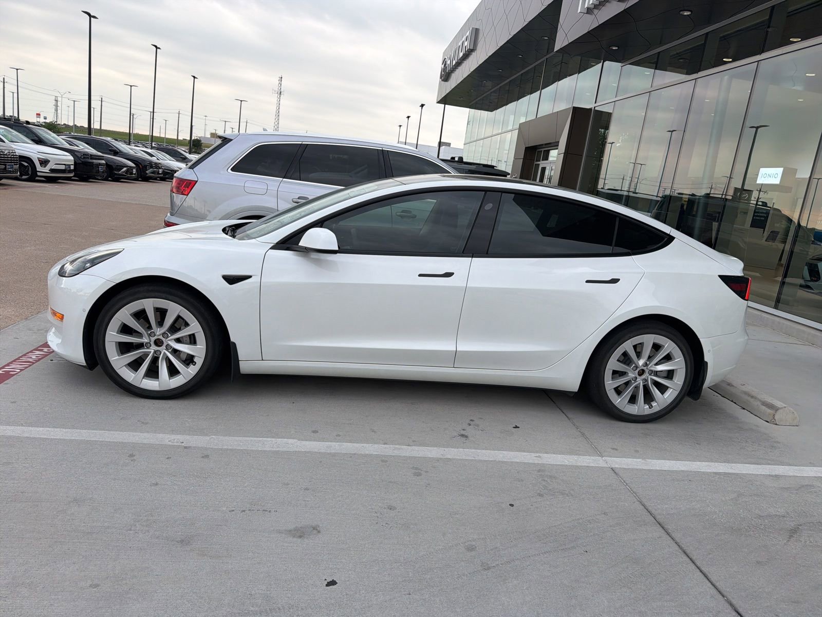 Used 2022 Tesla Model 3 Long Range image 15