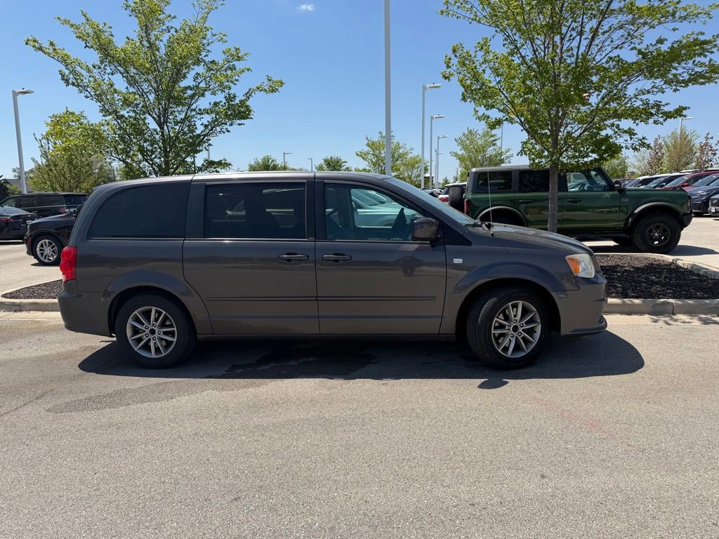 Used 2014 Dodge Grand Caravan SE FWD image 5