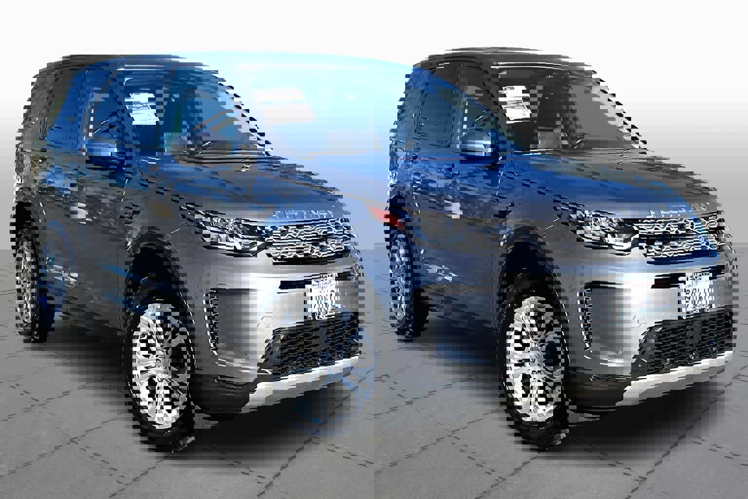 Used 2021 Land Rover Discovery Sport S image 2