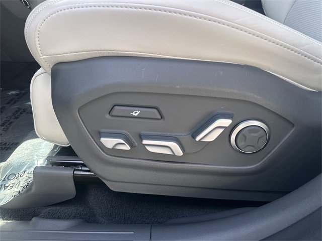 Used 2024 Hyundai Santa Fe Calligraphy image 23