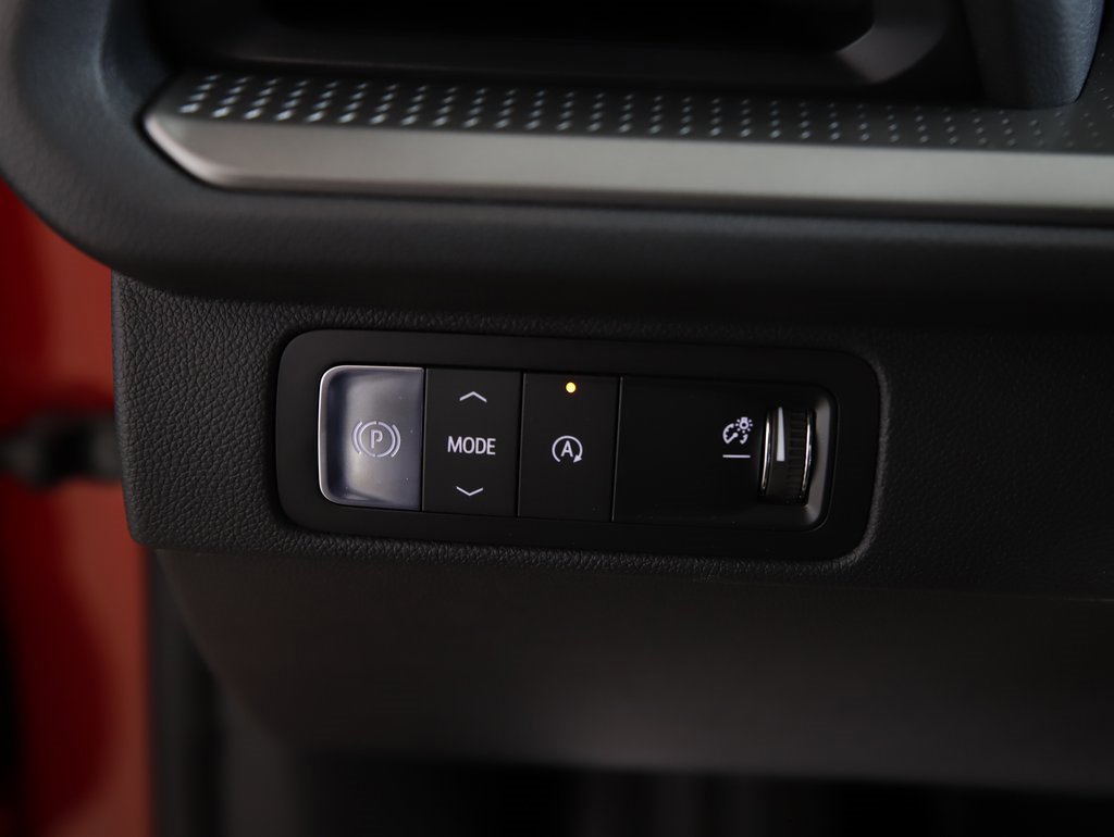 New 2025 Chevrolet Traverse LT w/ Midnight/Sport Edition image 18