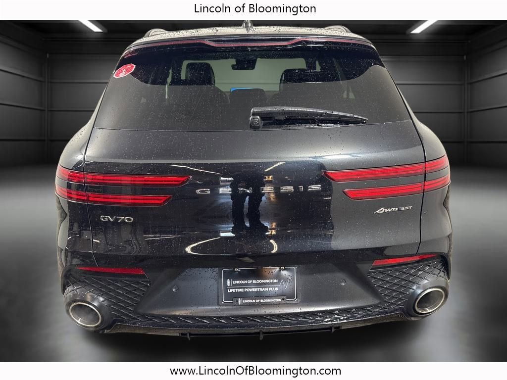 Used 2023 Genesis GV70 3.5T Sport w/ Sport Prestige Package image 6