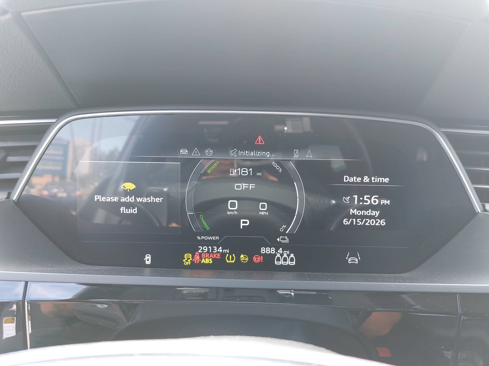 Used 2024 Audi Q8 e-tron Premium Plus AWD/4WD image 9
