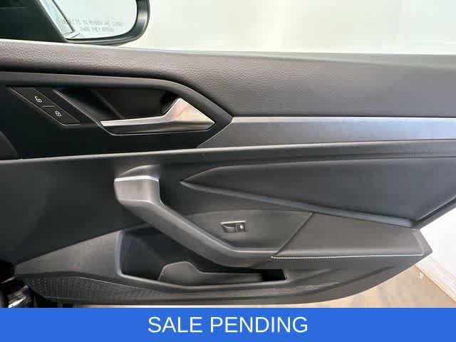 Used 2024 Volkswagen Jetta SE FWD image 23