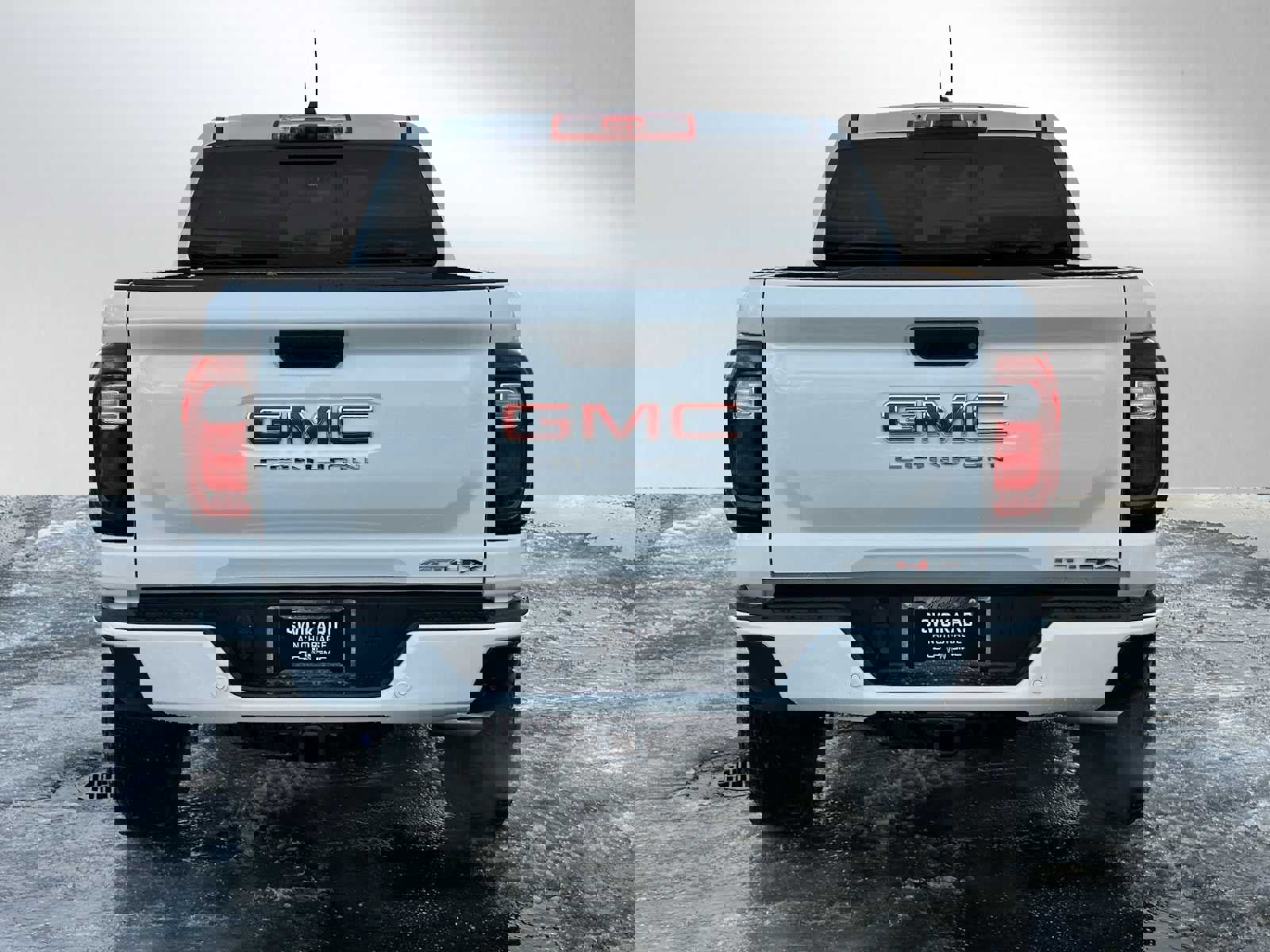 New 2026 GMC Canyon AT4X image 4