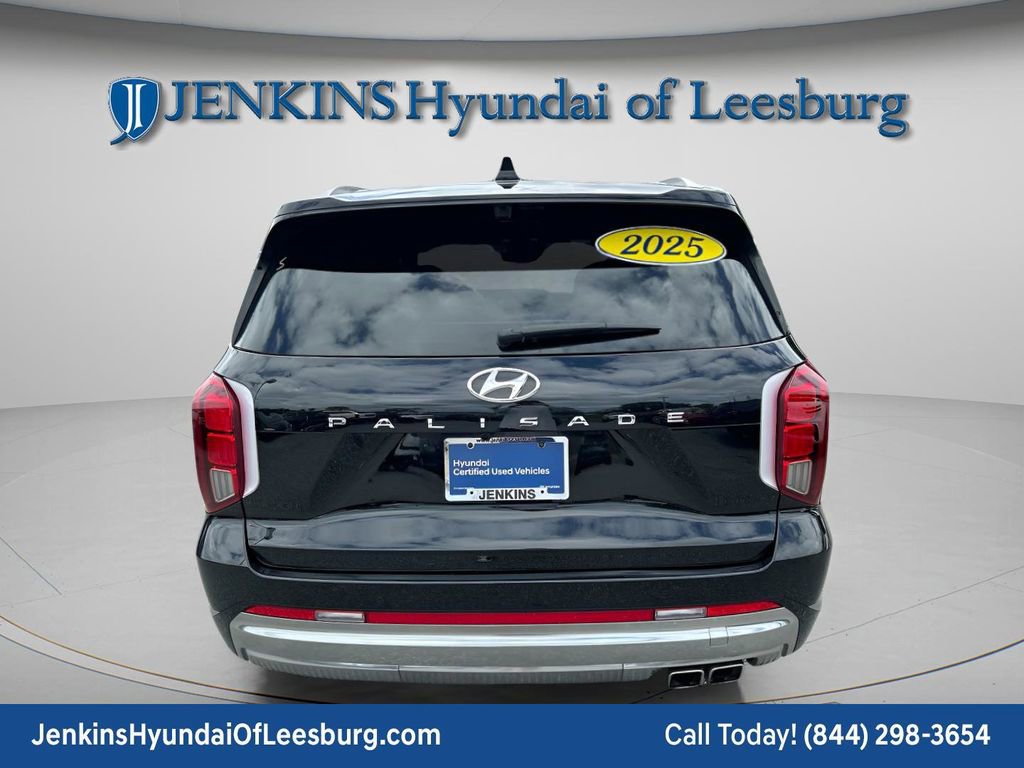 Used 2025 Hyundai Palisade Calligraphy image 6