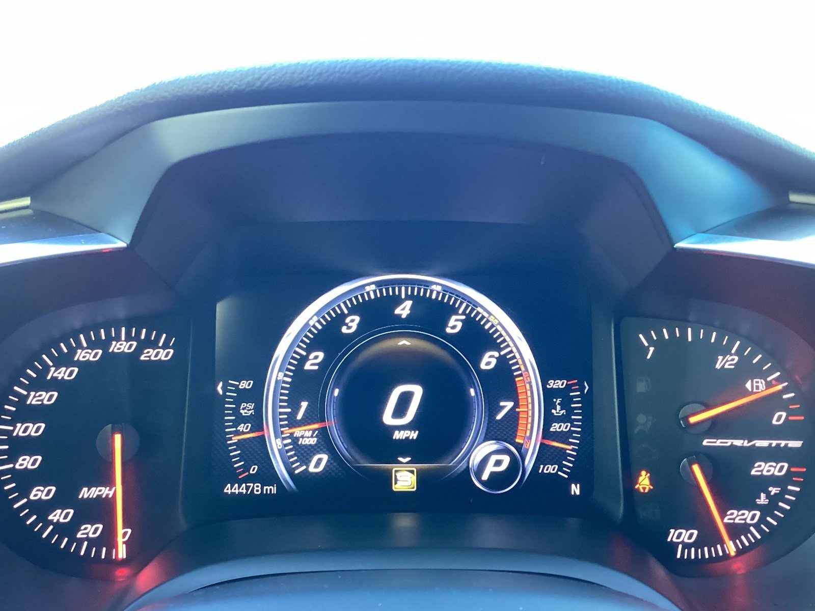 Used 2019 Chevrolet Corvette Stingray Coupe w/ Carbon Flash Badge Package image 8