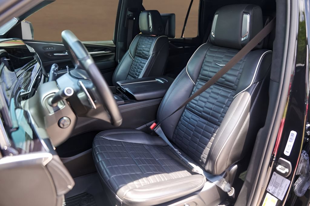 Certified 2023 Cadillac Escalade V AWD/4WD image 7