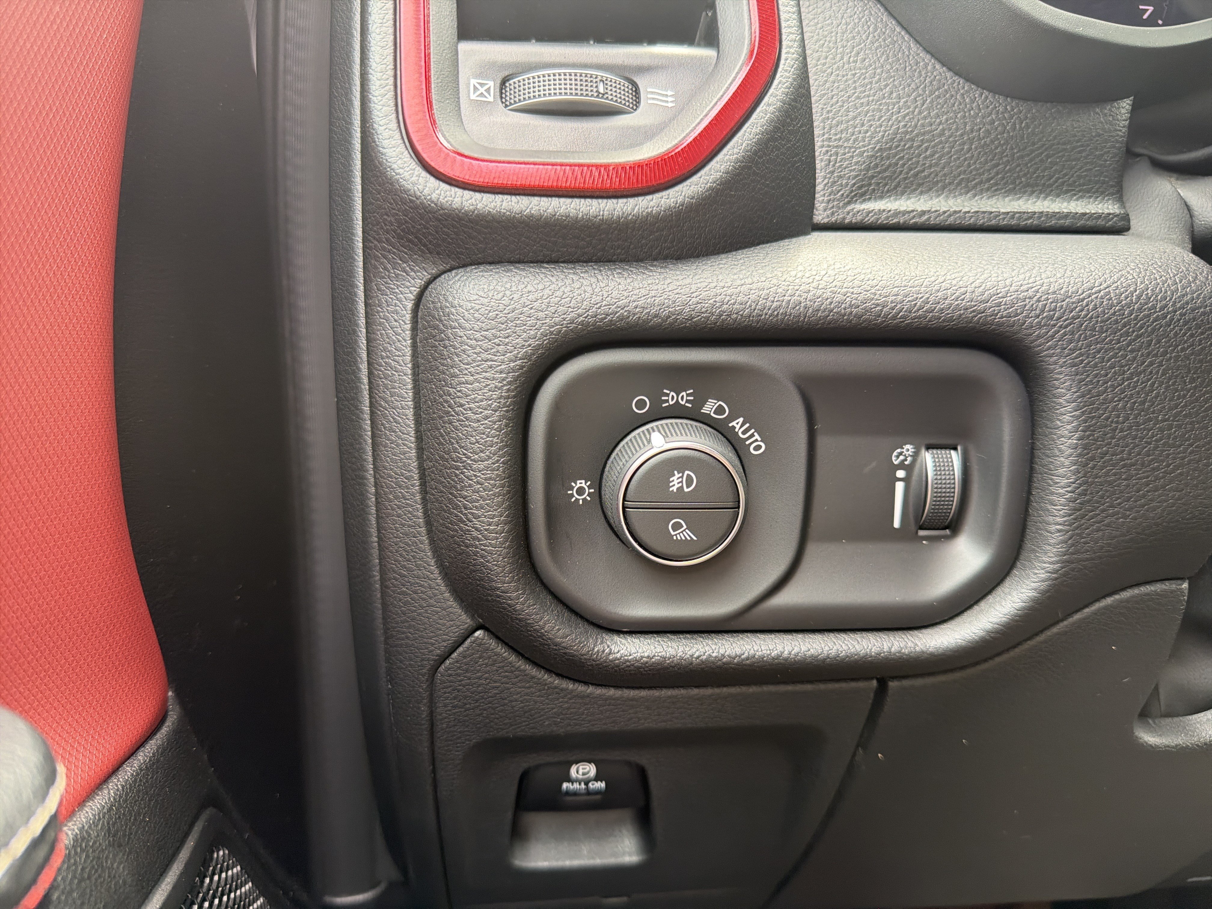 Used 2023 RAM 1500 Rebel AWD/4WD image 13
