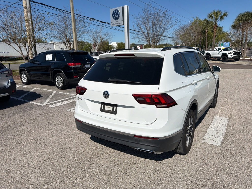 Certified 2020 Volkswagen Tiguan SE w/ Panoramic Sunroof Package image 7
