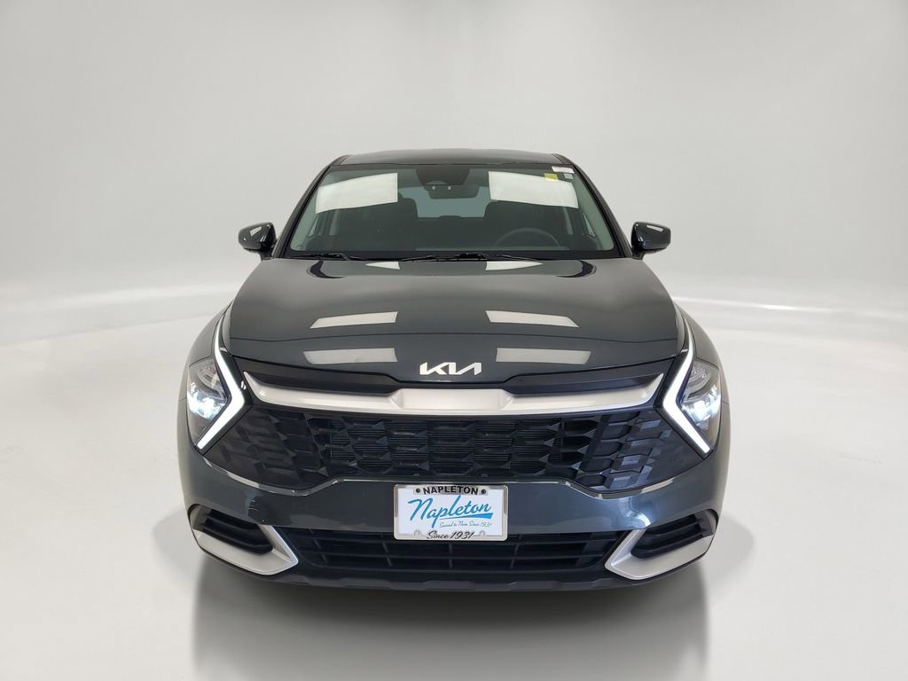 Used 2023 Kia Sportage LX image 2