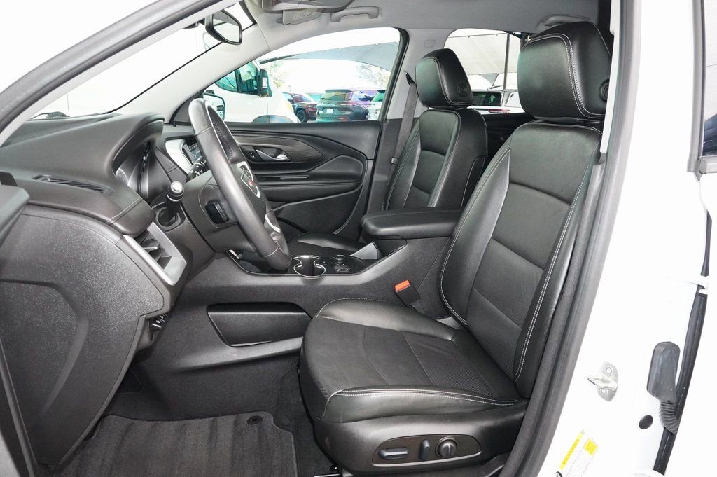 Used 2022 GMC Terrain SLT w/ Tech Package image 22