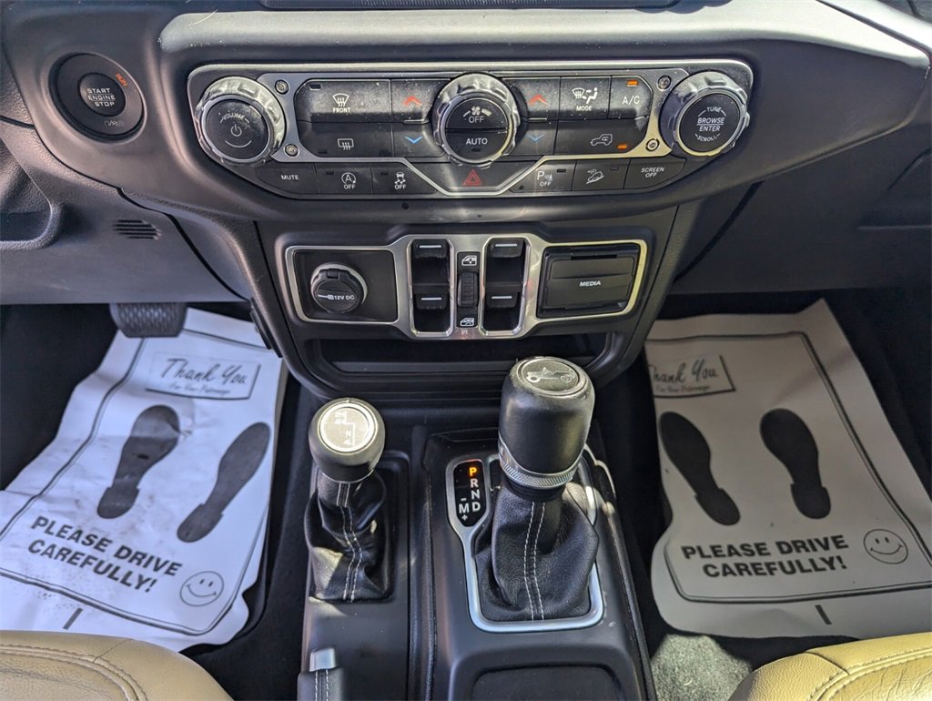 Certified 2018 Jeep Wrangler Unlimited Sahara image 25