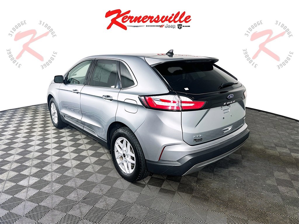 Used 2024 Ford Edge SEL image 5