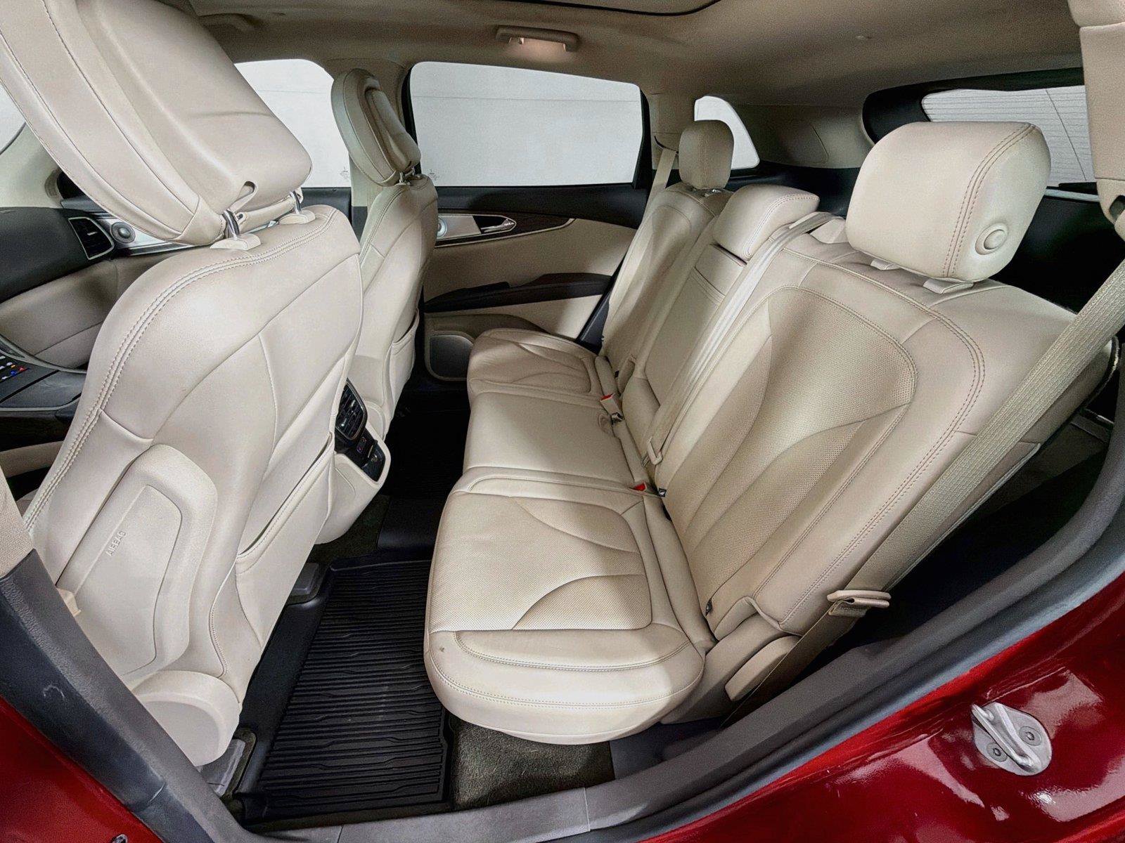 Used 2020 Lincoln Nautilus Reserve w/ Equipment Group 202A AWD/4WD image 26