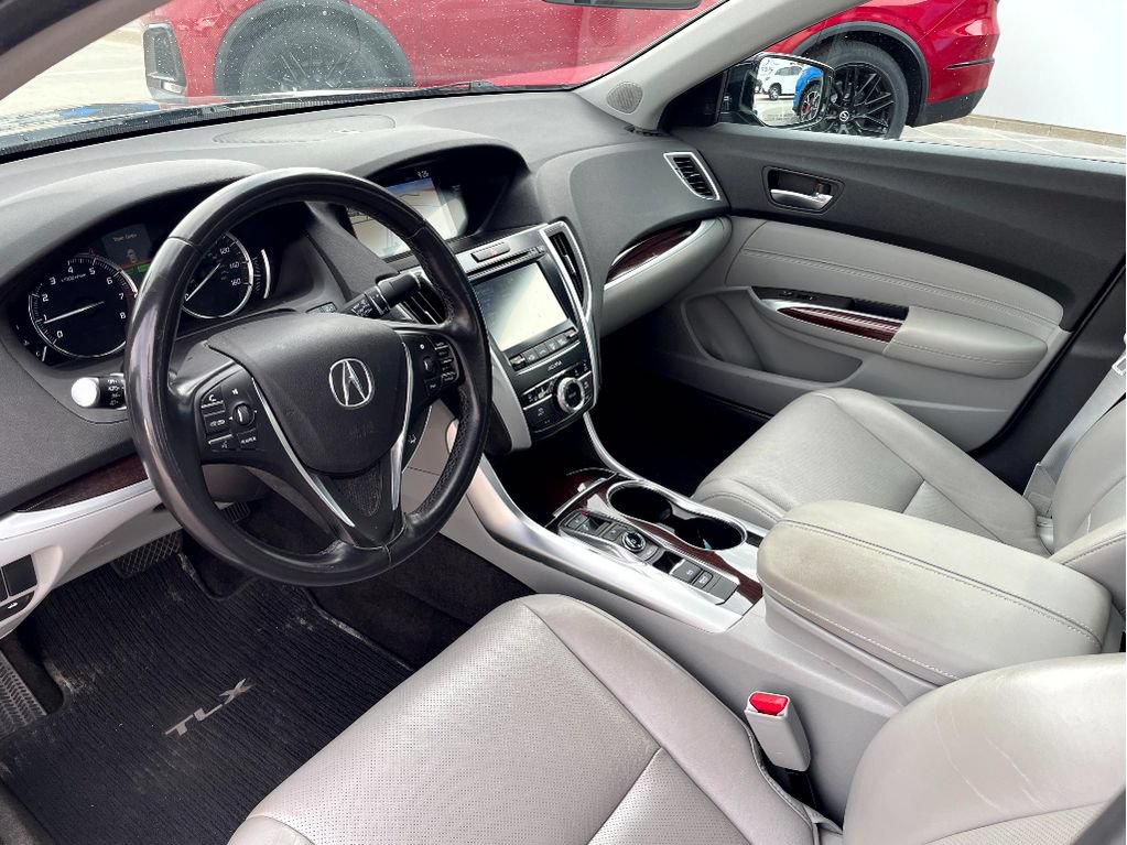 Used 2015 Acura TLX V6 w/ Technology Package FWD image 10