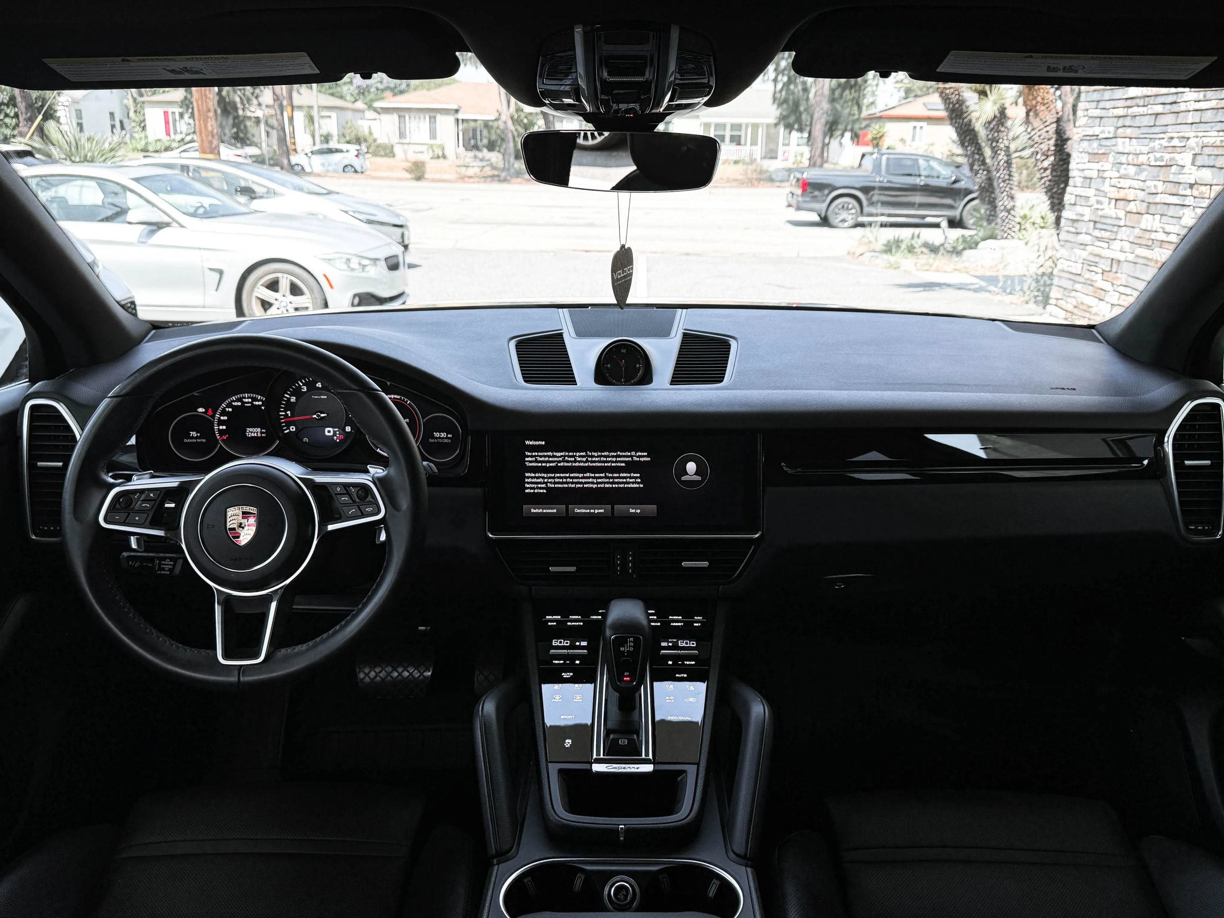 Used 2022 Porsche Cayenne Platinum Edition AWD/4WD image 26