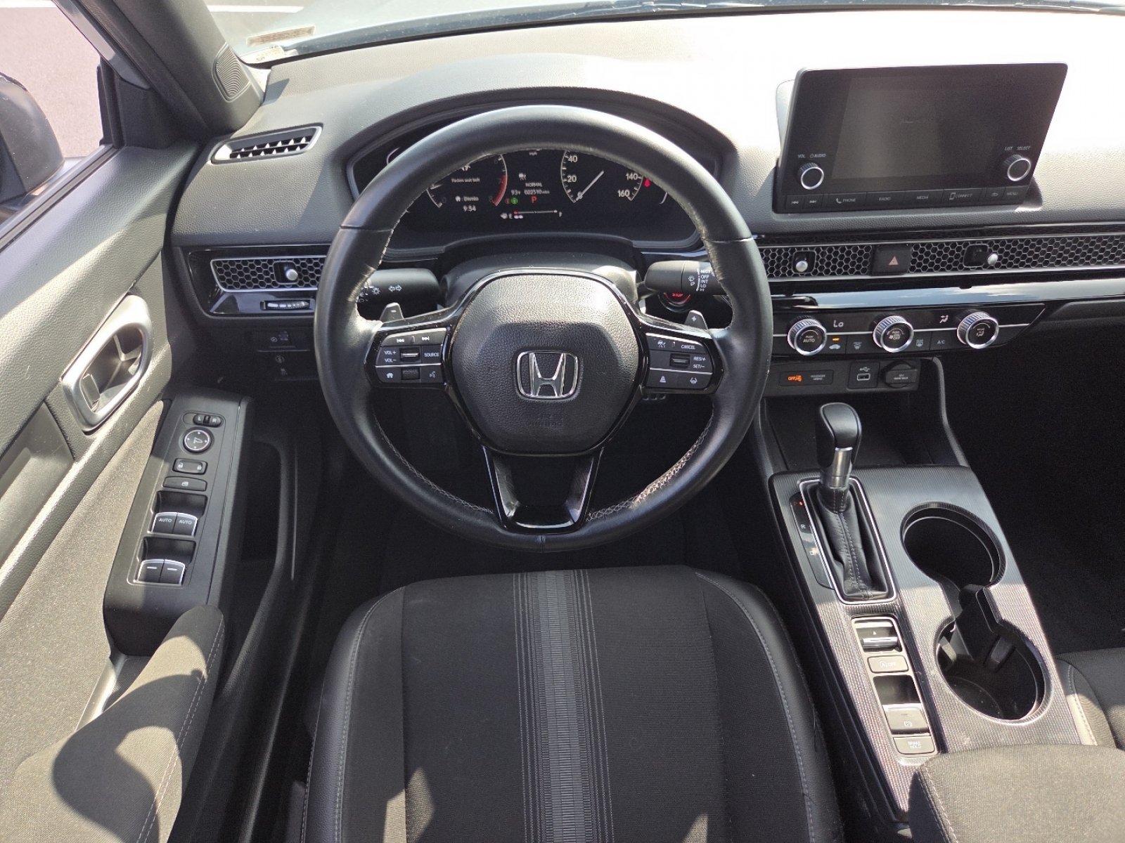 Used 2023 Honda Civic Sport image 28