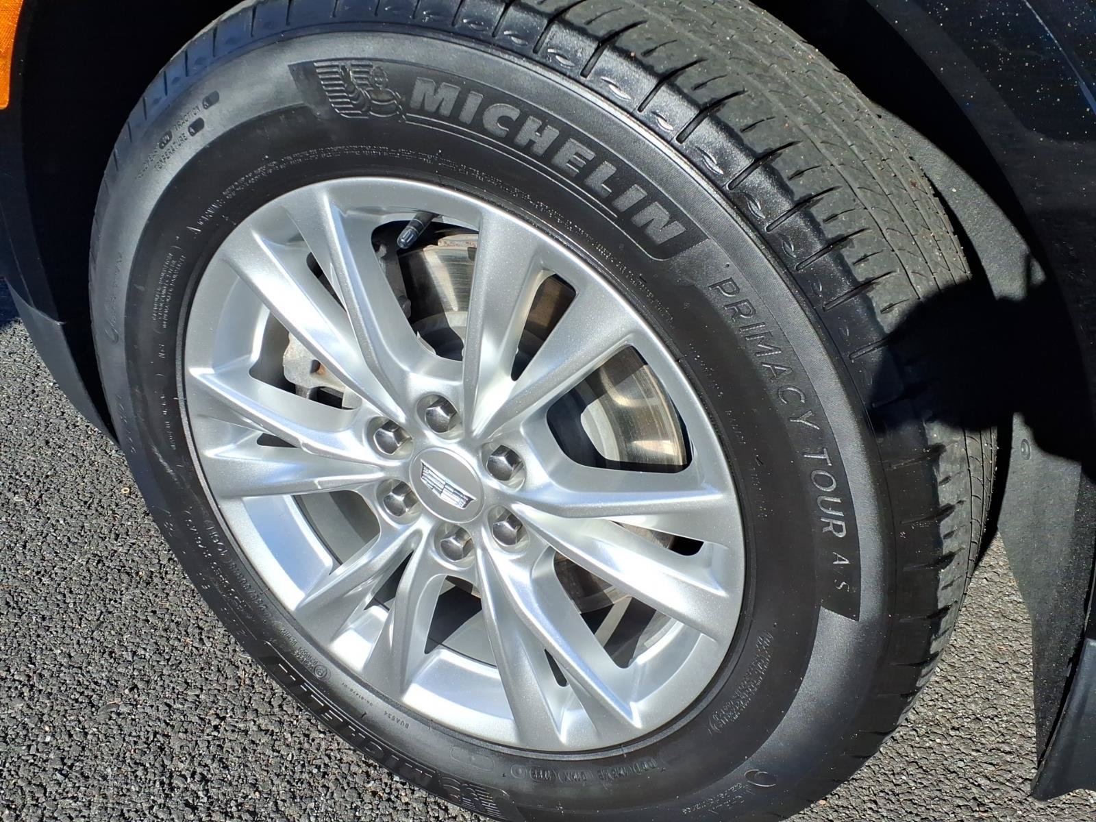 Certified 2023 Cadillac XT5 Premium Luxury AWD/4WD image 9