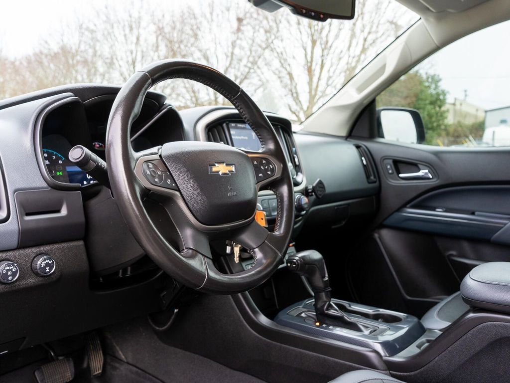 Used 2020 Chevrolet Colorado Z71 image 5