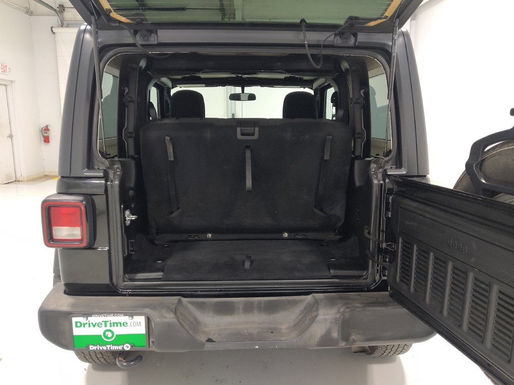 Used 2018 Jeep Wrangler Sport image 29