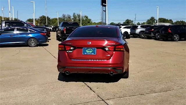 Used 2022 Nissan Altima 2.5 Platinum image 8