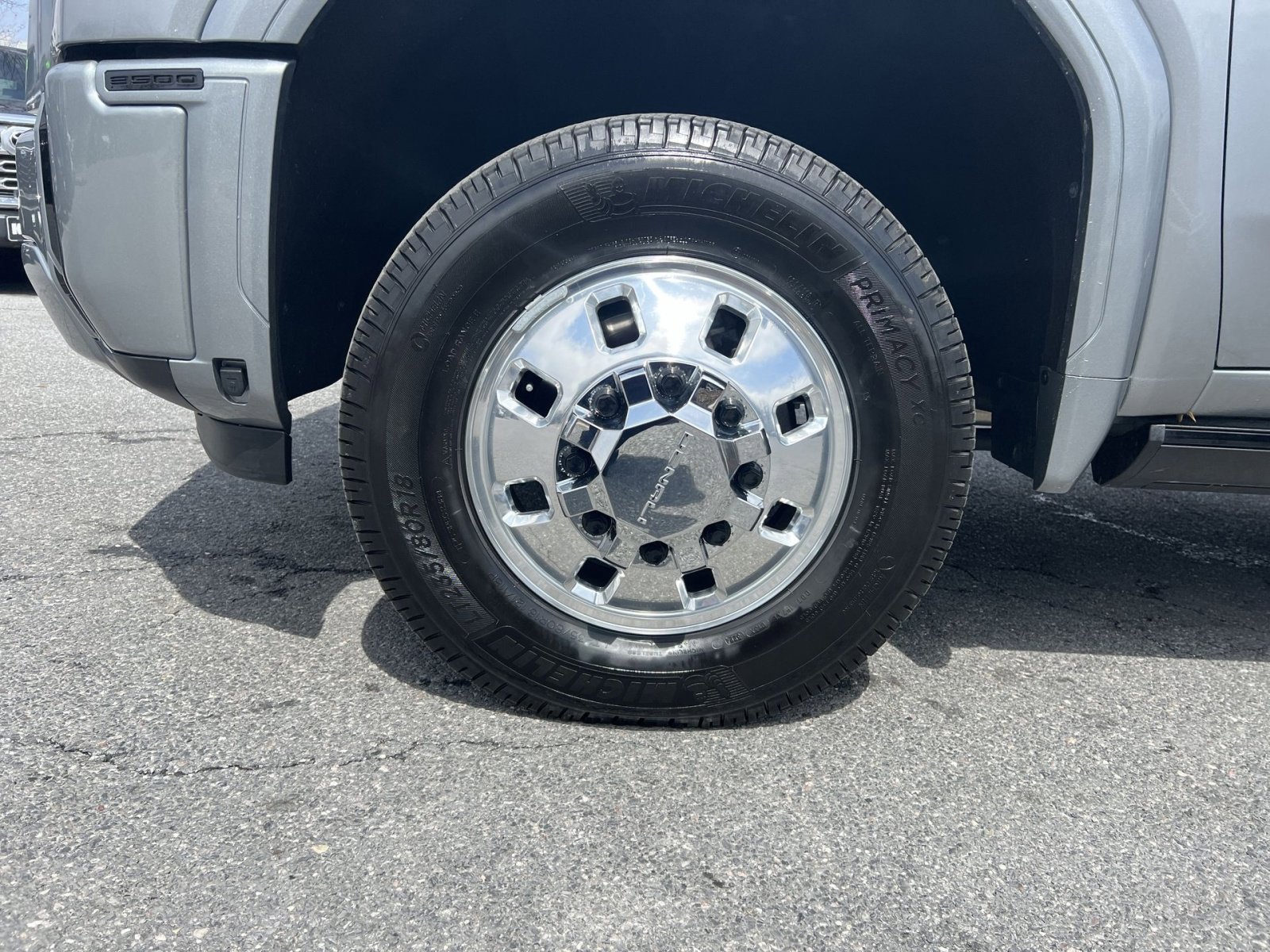 Used 2025 GMC Sierra 3500 Denali w/ Denali Reserve Package image 12