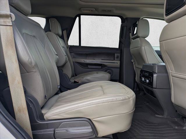 Used 2018 Ford Expedition Limited AWD/4WD image 19