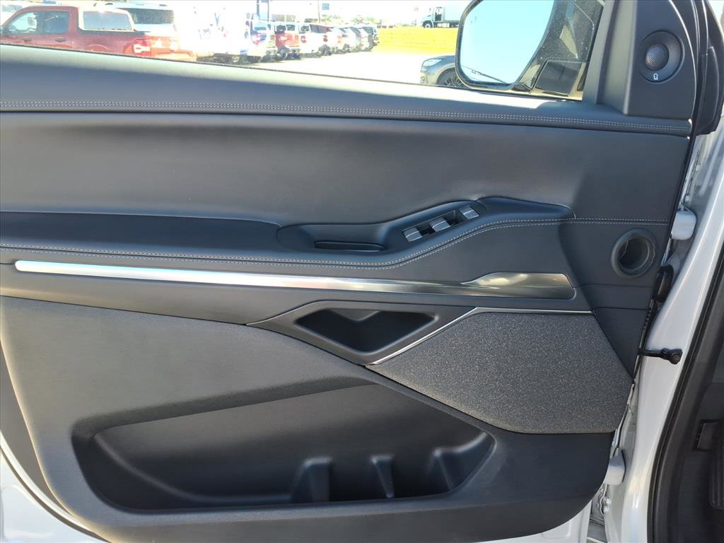 New 2025 Lincoln Navigator Reserve w/ Jet Appearance Package image 8