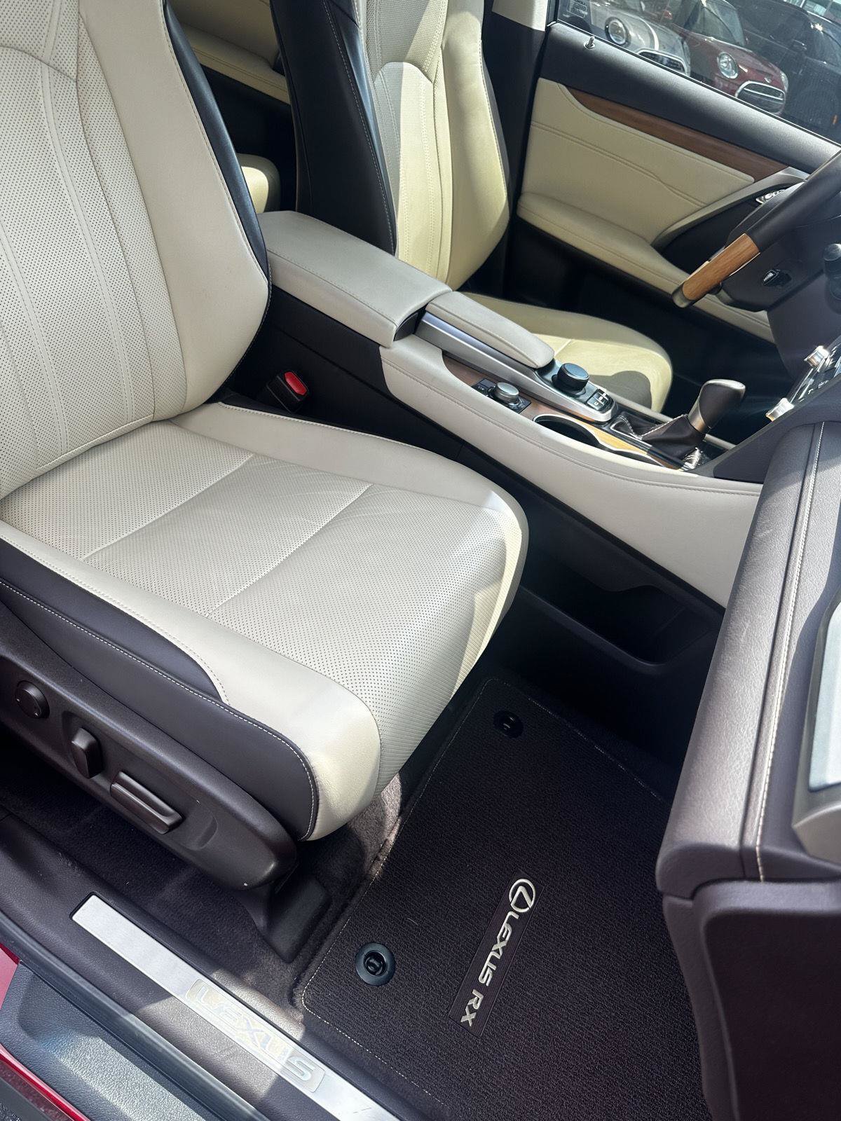 Used 2019 Lexus RX 350 FWD w/ Premium Package image 7