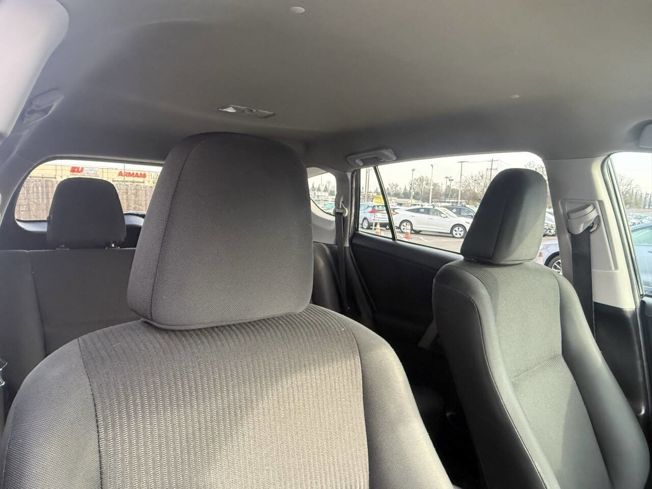 Used 2016 Toyota RAV4 LE FWD image 16