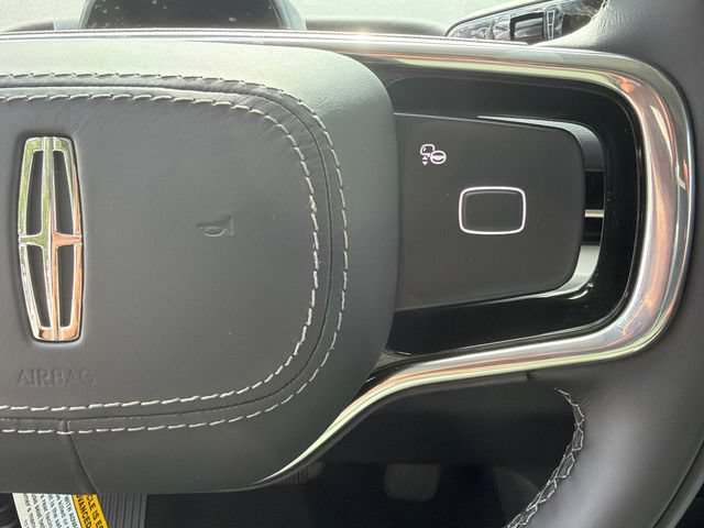 New 2027 Lincoln Navigator Premiere RWD image 31